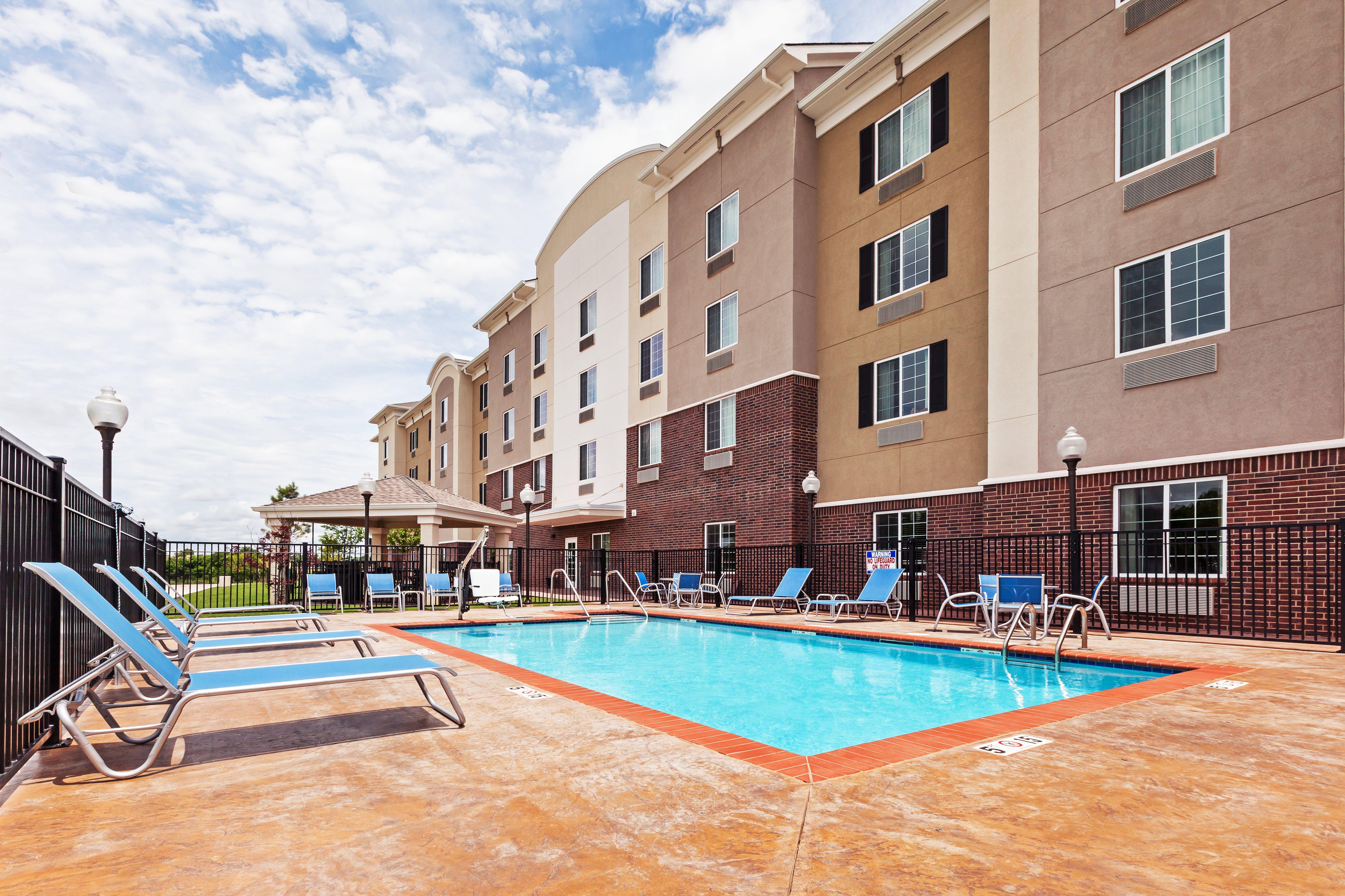 Candlewood Suites Del City By Ihg Kültér fotó